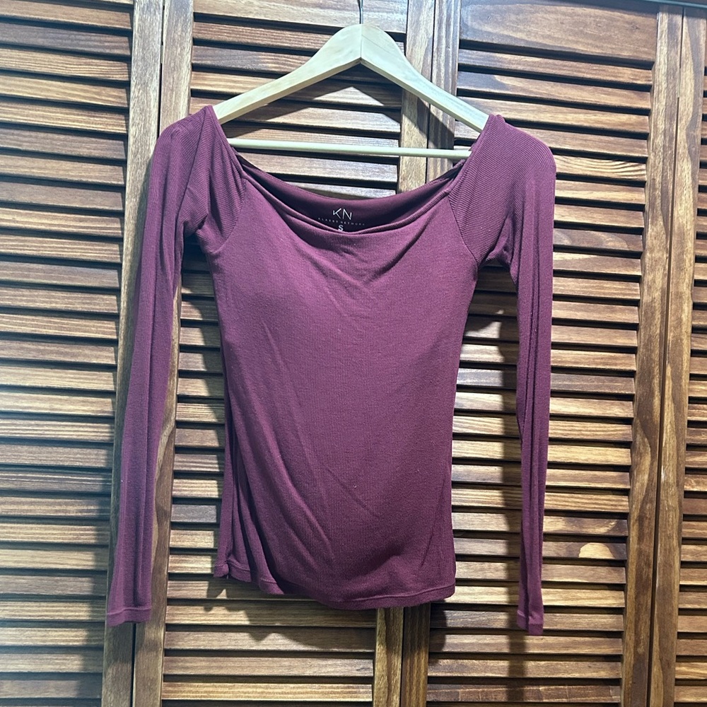 Small long sleeve top from Klassy Network